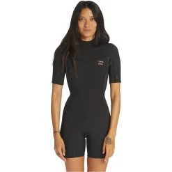 2024 Billabong Mujer Synergy 2/2mm Back Zip Shorty Neopreno ABJW500106 - Wild Black