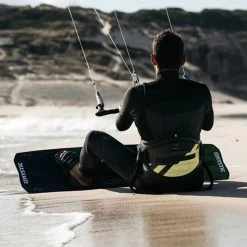 2024 Mystic Hombres Voltt 5/4/3mm Chest Zip Neopreno 35000.220001 - Black 8 2024 Mystic Hombres Voltt 5/4/3mm Chest Zip Neopreno 35000.220001 - Black -Aqua Sport Tienda 38990 202320Mystic20Mens20Voltt20543mm20Chest20Zip20Wetsuit203500022000120 20Black20Lifestyle202.2000x2000