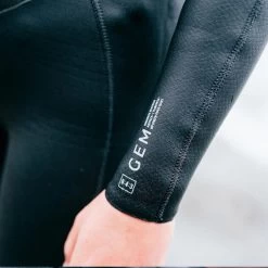 2024 Mystic Mujer Gem 6/4/3mm Chest Zip Con Capucha Neopreno 35000.220015 - Black -Aqua Sport Tienda 39010 202320Mystic20Womens20Gem20643mm20Hooded20Chest20Zip20Wetsuit2035000.22001520 20Black20LS203.2000x2000