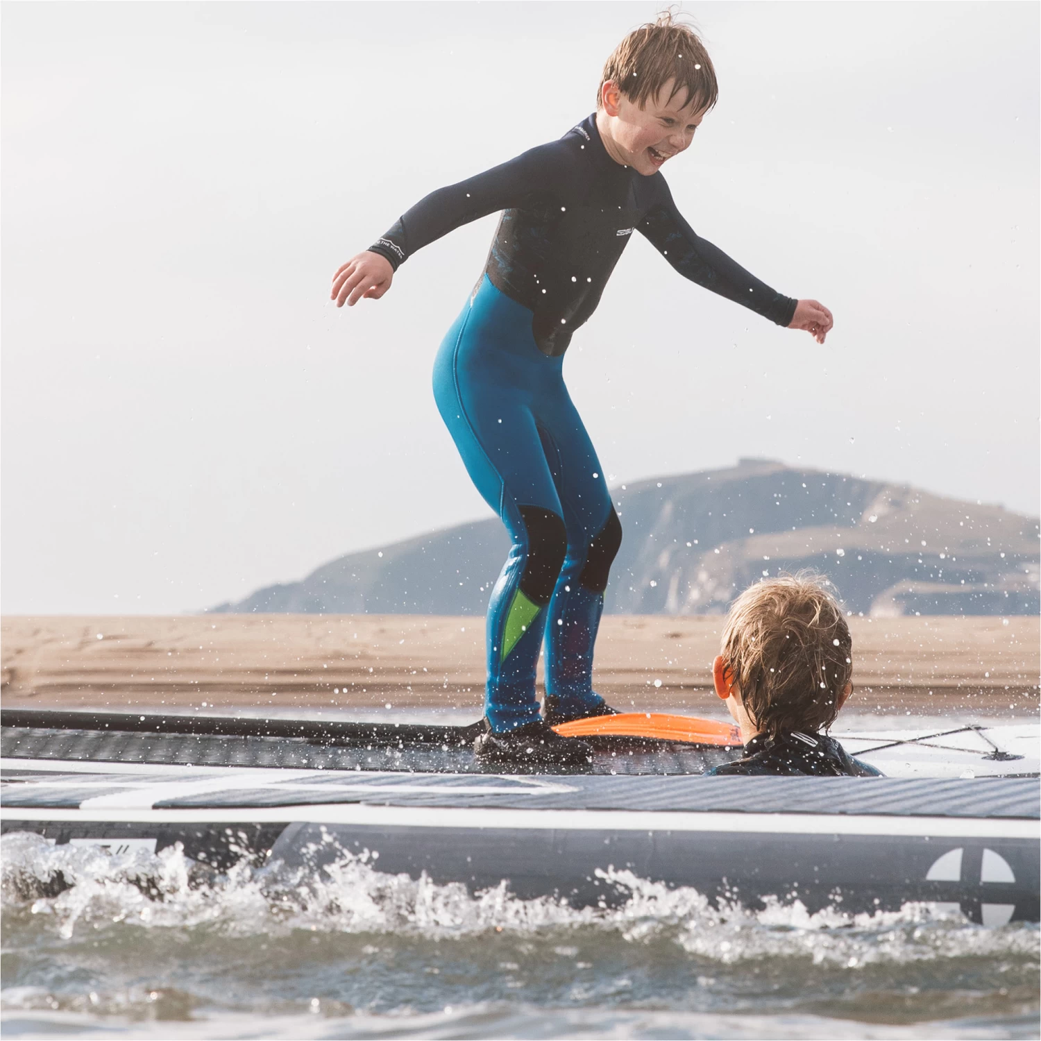 2024 Gul Junior Response 5/3mm Gbs Back Zip Neopreno RE1218-C1 - Blue Easter / Navy 5 2024 Gul Junior Response 5/3mm Gbs Back Zip Neopreno RE1218-C1 - Blue Easter / Navy - Imagen 5