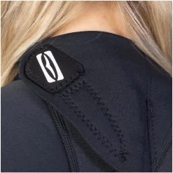 2024 Gul Mujer Response 3/2mm Back Zip Manga Larga Shorty Neopreno RE4318-C1 - Jet / Broken Palm -Aqua Sport Tienda 39987 202320Gul20Womens20Response2032mm20Back20Zip20Long20Sleeve20Shorty20Wetsuit20RE4318 C120 20Jet2020Broken20Palm20666.2000x2000