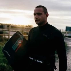 2024 Mystic Hombres Majestic 5/4mm Chest Zip Neopreno 35000.230000 - Black -Aqua Sport Tienda 42027 202320Mystic20Mens20Majestic2043mm20Chest20Zip20Wetsuit2035000.23000120 20Navy20Lifestyle202.2000x2000