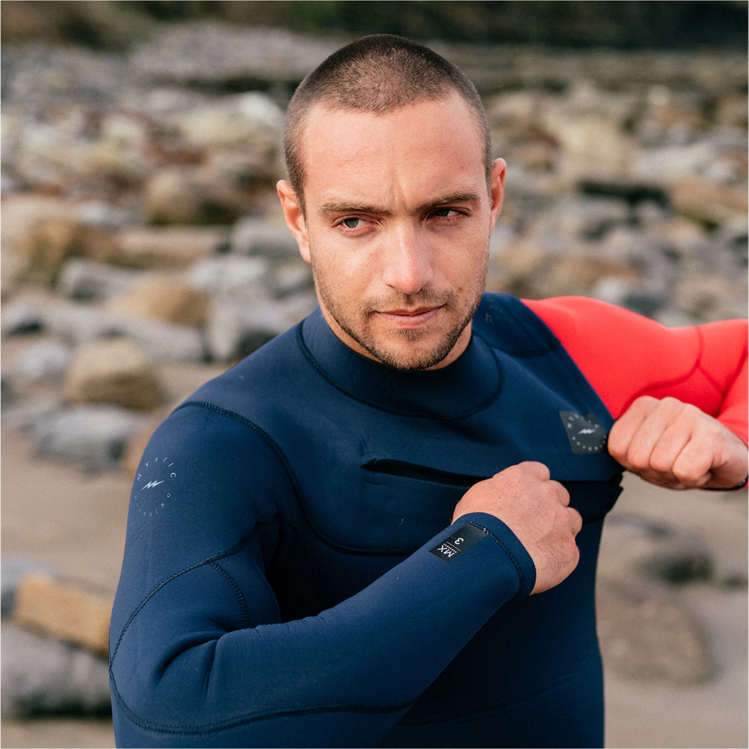 2024 Mystic Hombres Marshall 4/3mm Chest Zip Neopreno 35000.230009 - Navy / Red 6 2024 Mystic Hombres Marshall 4/3mm Chest Zip Neopreno 35000.230009 - Navy / Red - Imagen 6