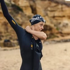 2024 2XU Mujer P:1 Propel Swim Neopreno WW4994c - Black / Ambition 14 2024 2XU Mujer P:1 Propel Swim Neopreno WW4994c - Black / Ambition -Aqua Sport Tienda 42269 2023202XU20Womens20P120Propel20Triathlon20Wetsuit20WW4994c2020Black20Ambition2020Lifestyle203.2000x2000