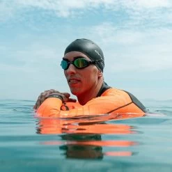 2024 Orca Hombres Vitalis Hi-Vis Back Zip Open Water Swim Neopreno NN27 - Black 16 2024 Orca Hombres Vitalis Hi-Vis Back Zip Open Water Swim Neopreno NN27 - Black -Aqua Sport Tienda 44026 202320Orca20Mens20Vitalis20Hi Vis20Open20Water20Wetsuit20NN2720 20Black20Lifestyle204.2000x2000