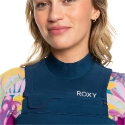 2024 Roxy Mujer Swell Series 4/3mm Gbs Chest Zip Neopreno ERJW103125 - Anthracite Hot Tropics Swim -Aqua Sport Tienda 44494 202320Roxy20Womens20Swell20Series2043mm20GBS20Chest20Zip20Wetsuit20ERJW10312520 20Anthracite20Hot20Tropics20Swim2020Close20Up.2000x2000