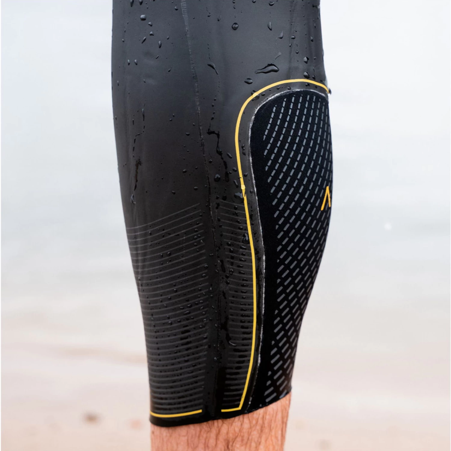 2024 Huub Hombres Alchemy 3/5mm Back Zip Swim Neopreno ALCHEMY1 - Black / Grey / Gold 10 2024 Huub Hombres Alchemy 3/5mm Back Zip Swim Neopreno ALCHEMY1 - Black / Grey / Gold - Imagen 10