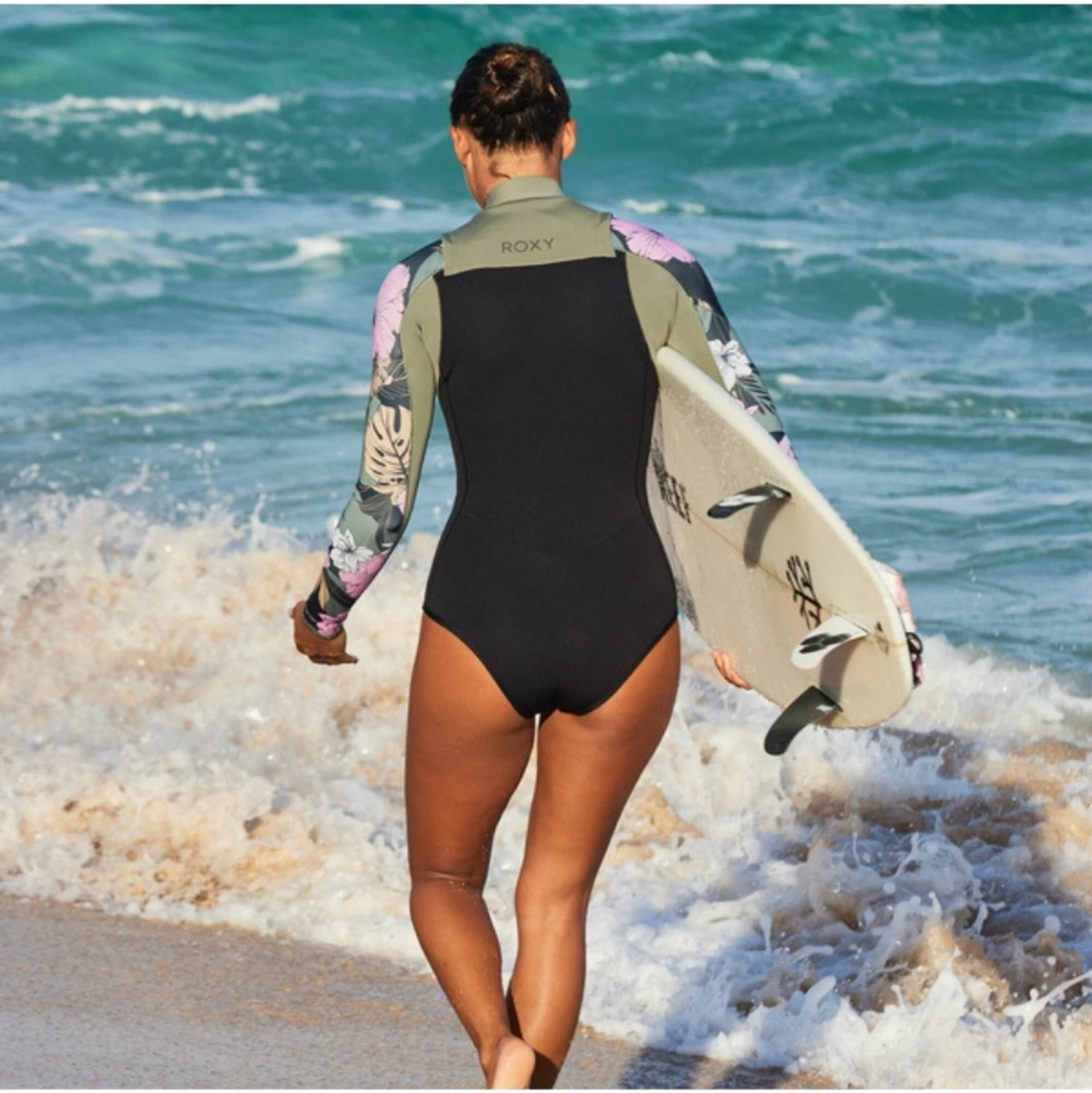 2024 Roxy Mujer Elite 1.5mm Manga Larga Front Zip Shorty Neopreno ERJW403064 - Anthracite Classic Pro Surf 6 2024 Roxy Mujer Elite 1.5mm Manga Larga Front Zip Shorty Neopreno ERJW403064 - Anthracite Classic Pro Surf - Imagen 6